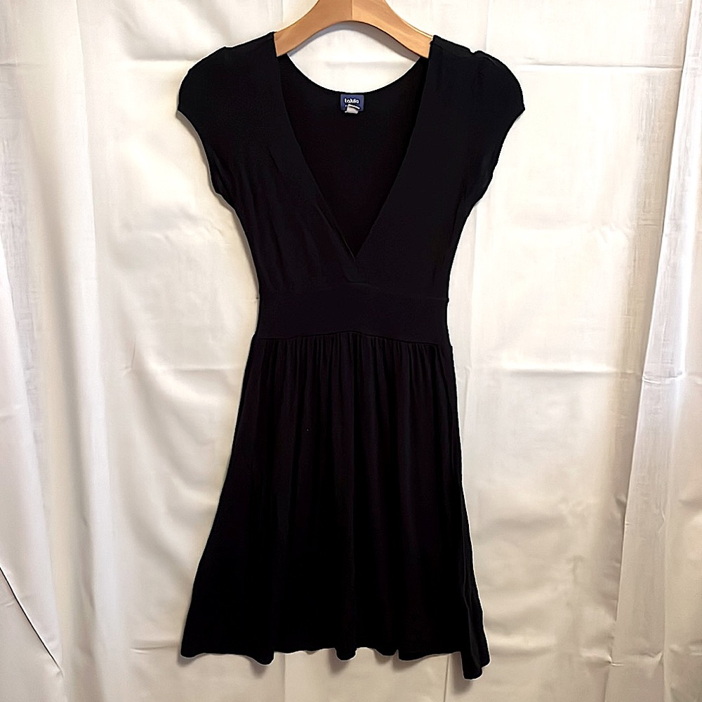 ARITZIA Talula V-Neck Dress // Size XXS